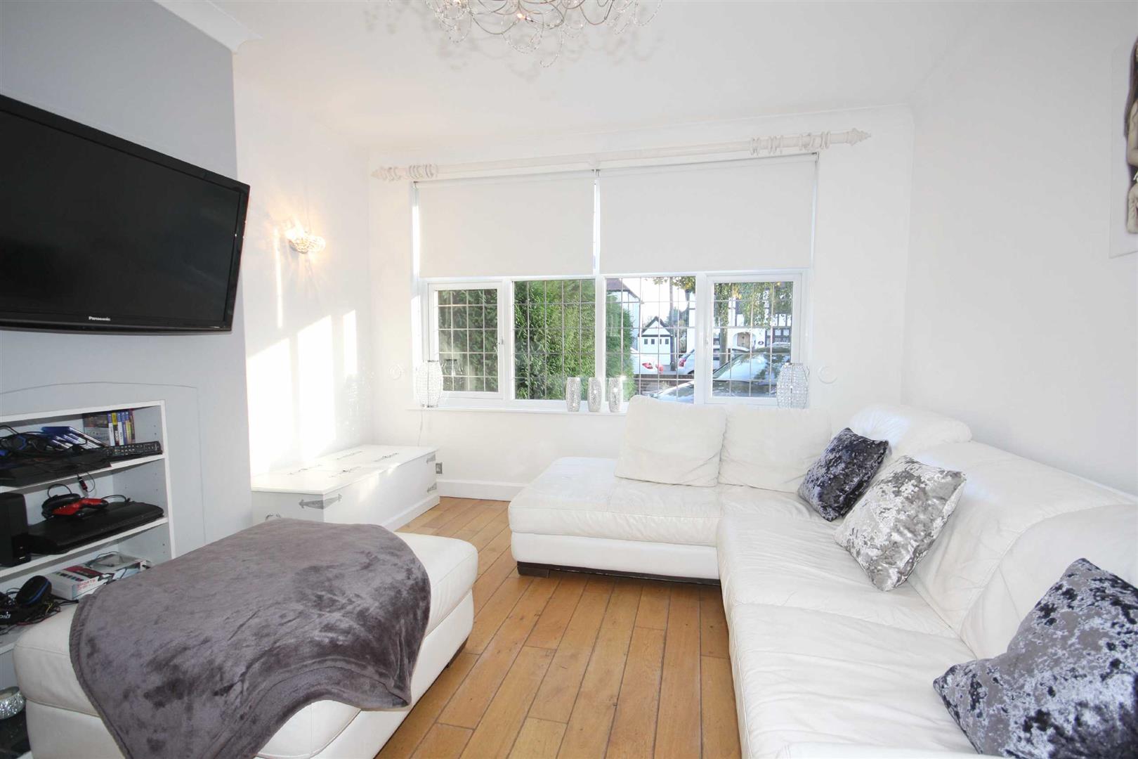 Petts Wood Road, Petts Wood